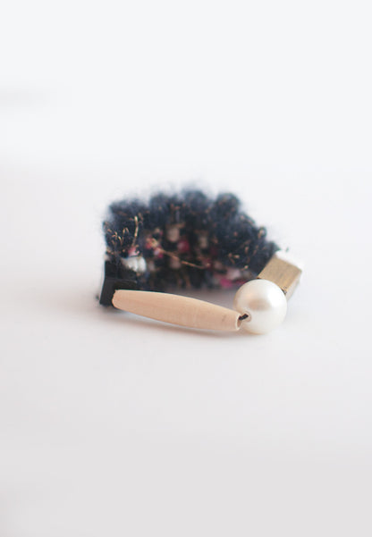 Wool Cotton Pearls Bracelet - sanwaitsai