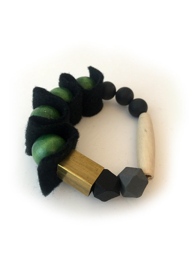 Black Green Bracelet - sanwaitsai