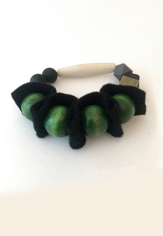Black Green Bracelet - sanwaitsai