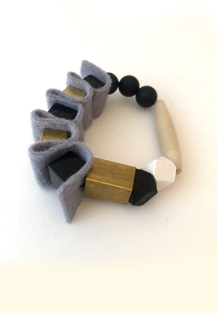 Grey Rubber Band Bracelet - sanwaitsai