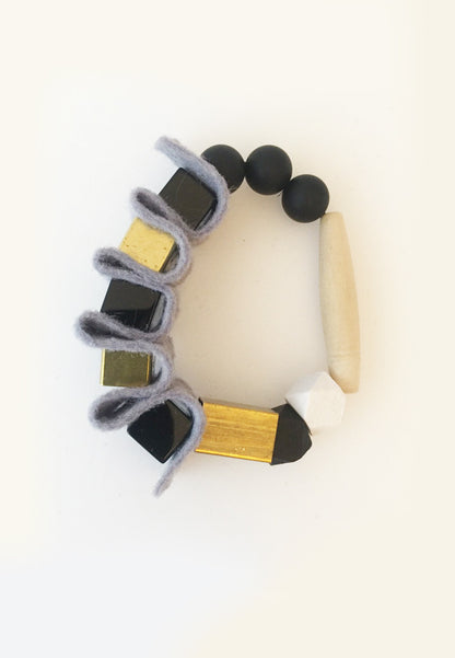 Grey Rubber Band Bracelet - sanwaitsai