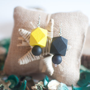 Black & Yellow Earrings - sanwaitsai