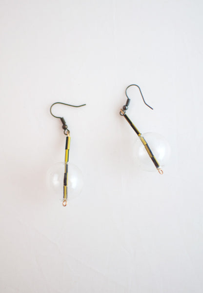 Yellow Black Metal Glass Earrings - sanwaitsai - 3