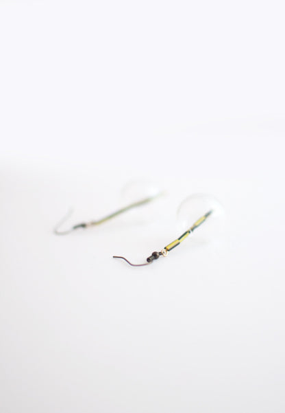 Yellow Black Metal Glass Earrings - sanwaitsai - 4