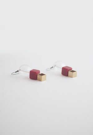 Red Square Glass Earrings - sanwaitsai