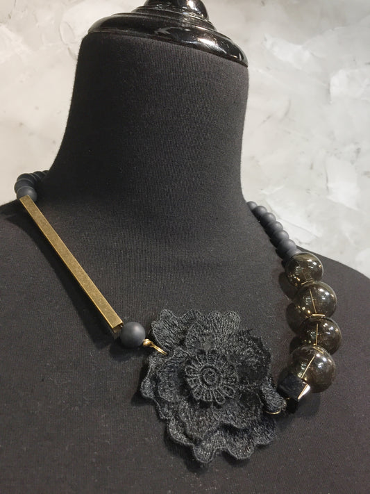 蕾絲花金條項鍊