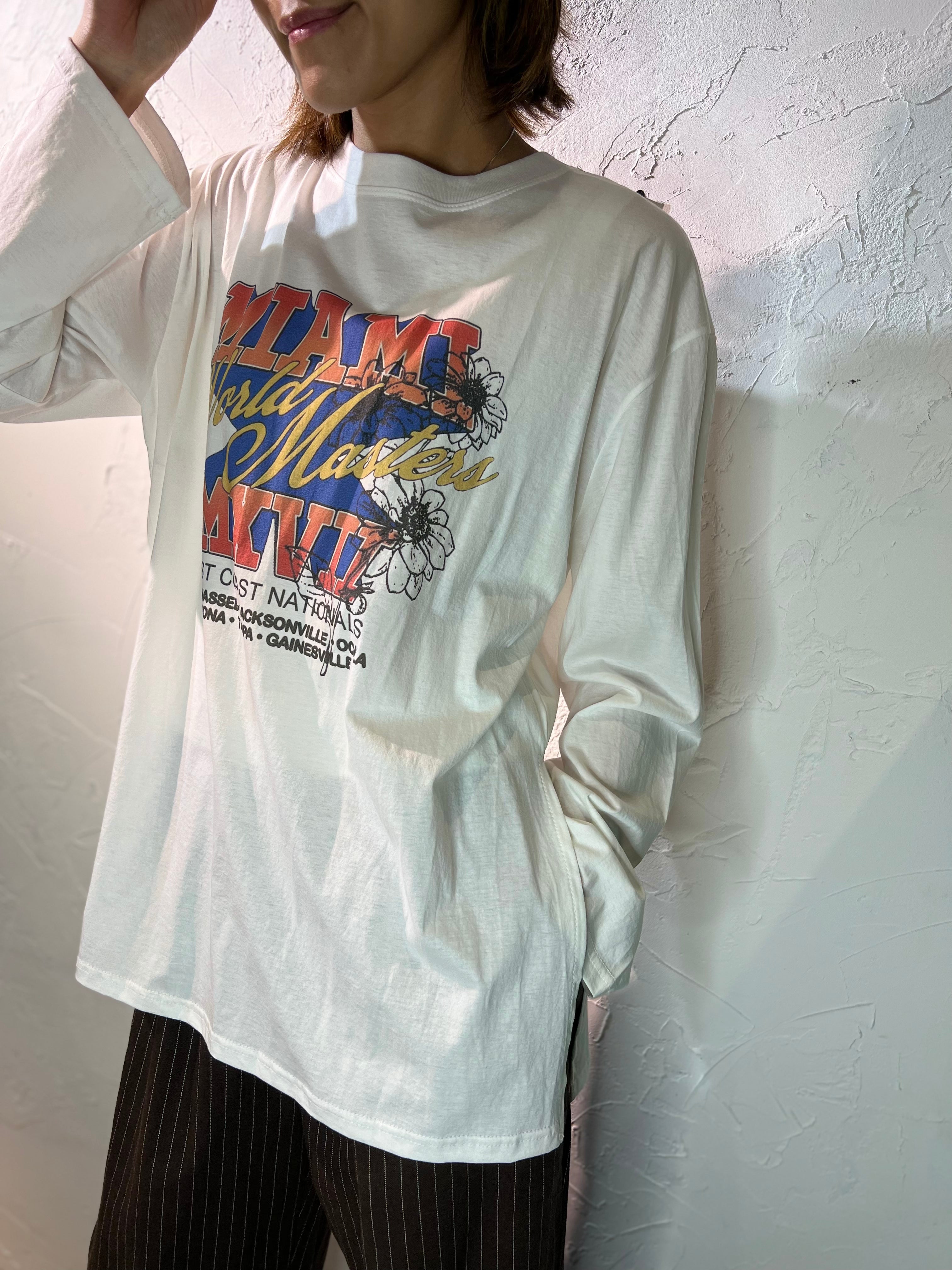 Graphic Print Long Sleeves