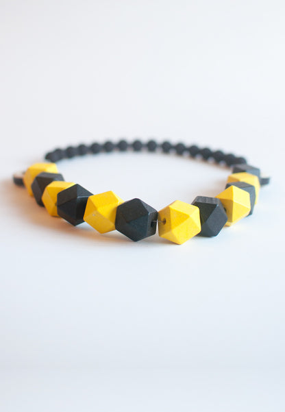 Bee Chunky Necklace - sanwaitsai
