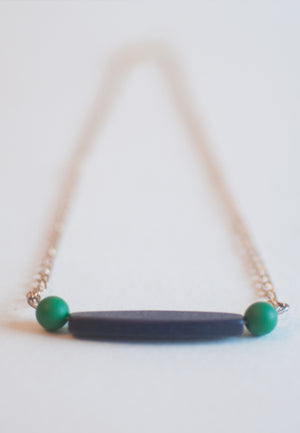 Black Green Necklace - sanwaitsai