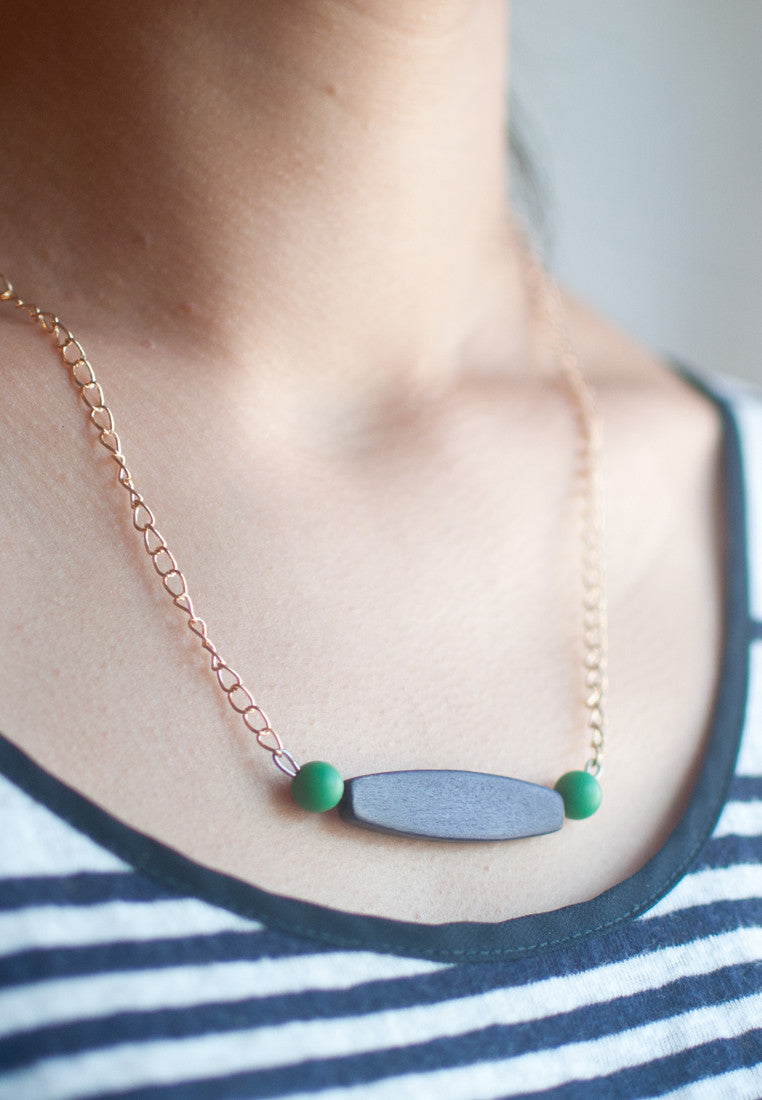 Black Green Necklace - sanwaitsai