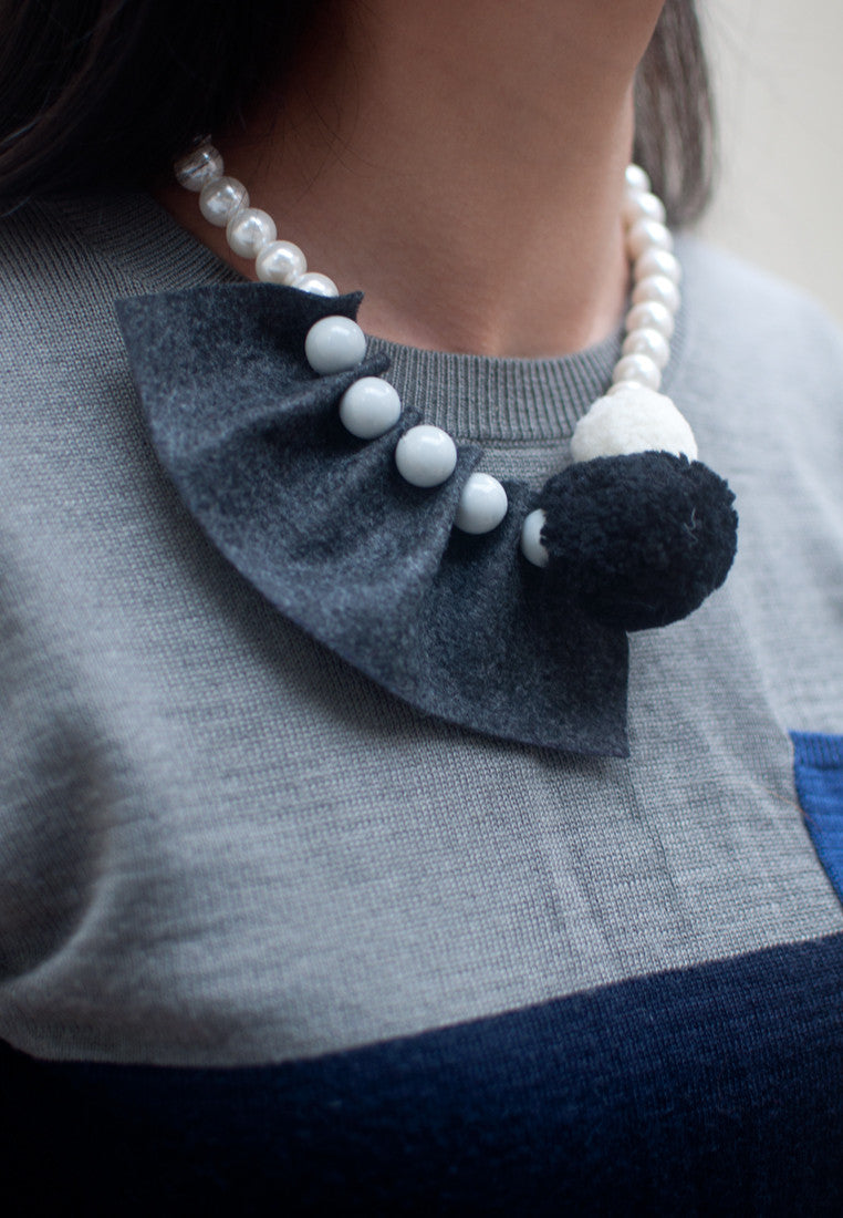 Black & White Felt Necklace - sanwaitsai