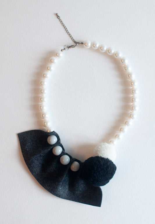 Black & White Felt Necklace - sanwaitsai
