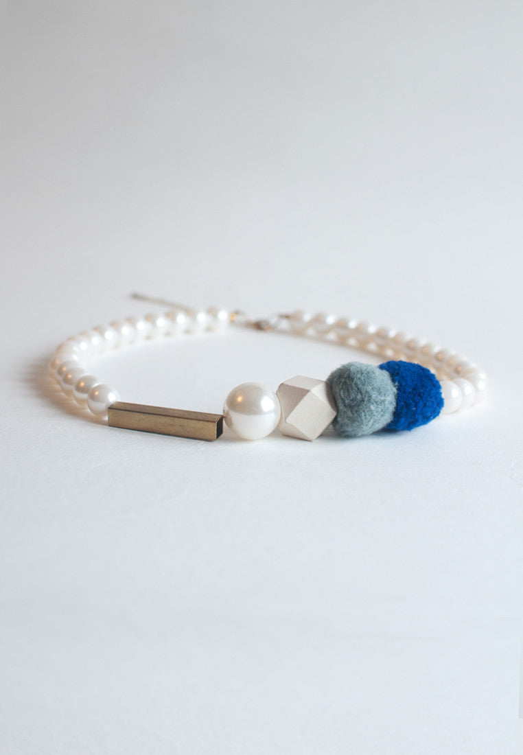 Felt Wood Pearl Necklace - sanwaitsai