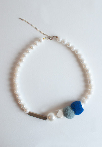 Felt Wood Pearl Necklace - sanwaitsai