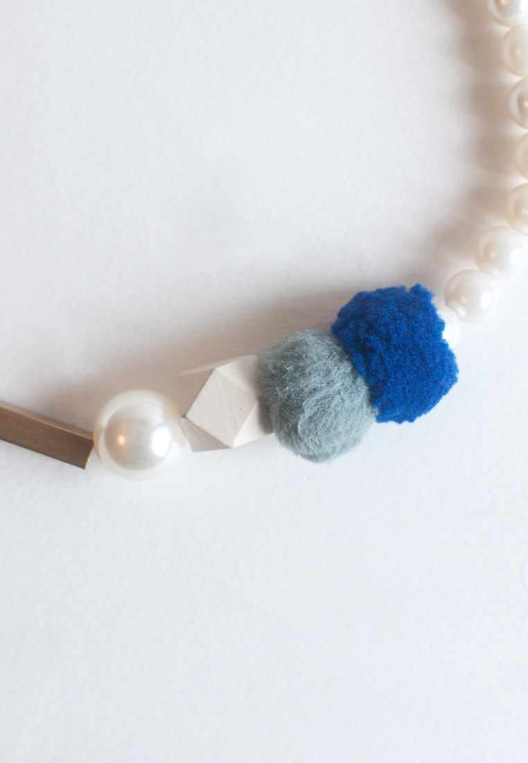 Felt Wood Pearl Necklace - sanwaitsai