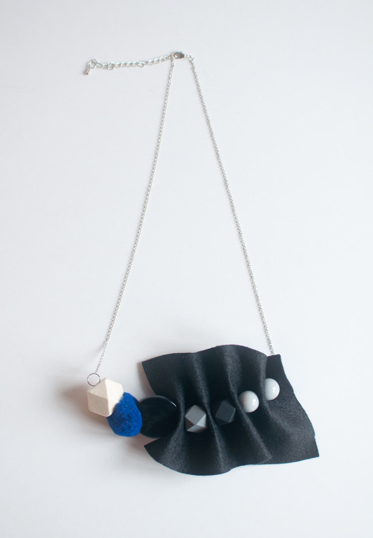 Wool Felt Necklace - sanwaitsai