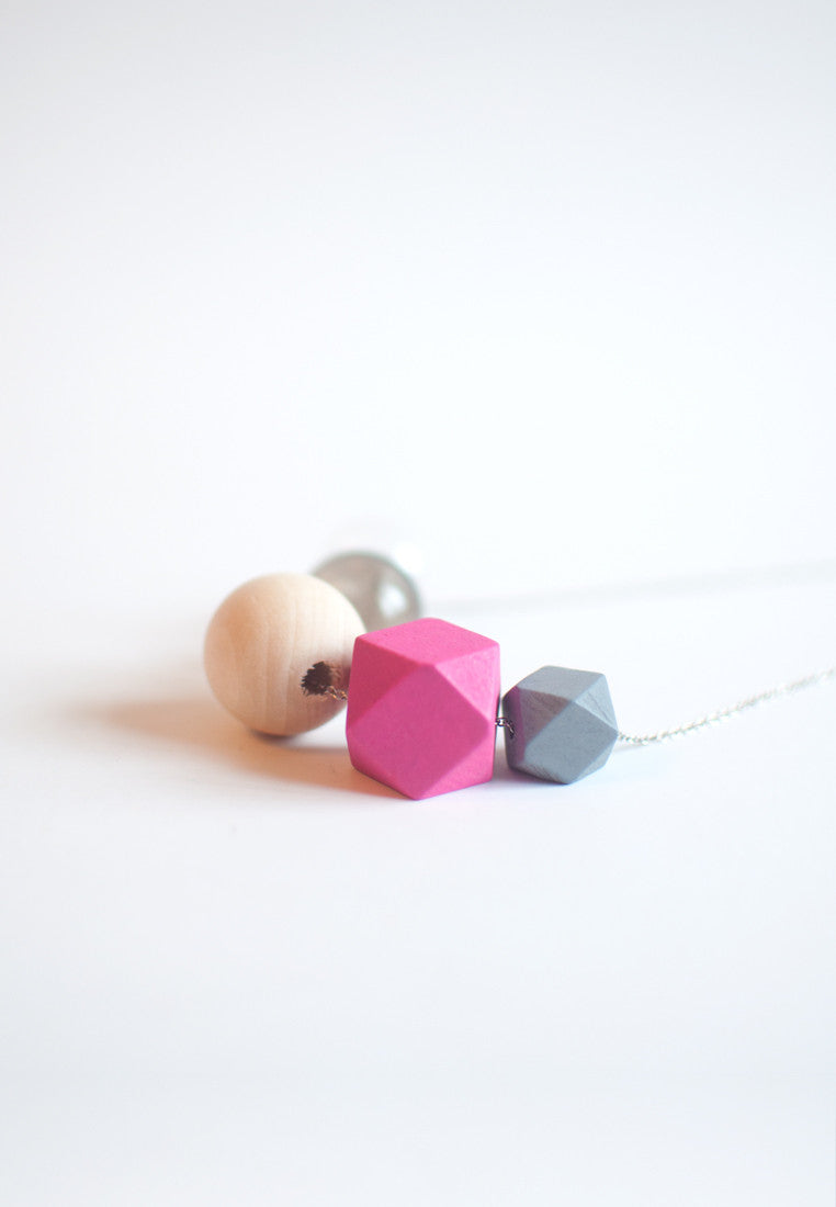 Pink Wooden Necklace - sanwaitsai