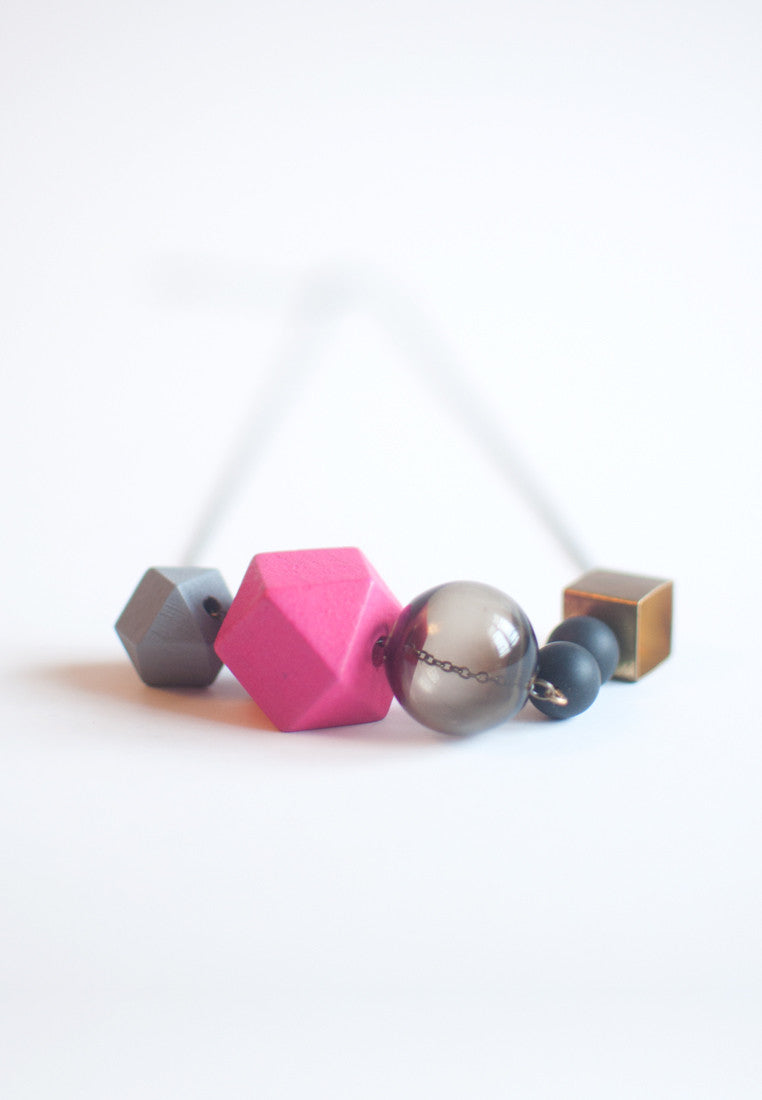 Pink Beads Glass Necklace - sanwaitsai