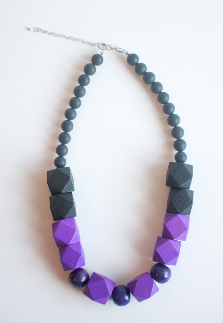 Purple Wood Necklace - sanwaitsai