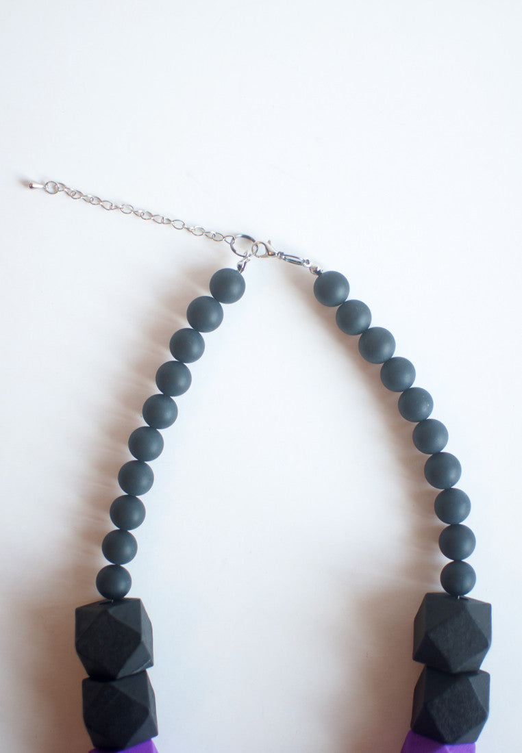 Purple Wood Necklace - sanwaitsai