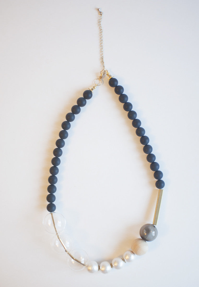 Cotton Pearls Onyx Necklace - sanwaitsai