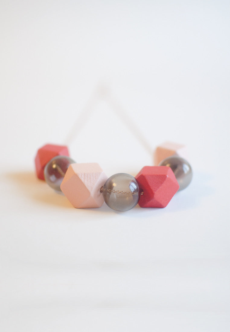 Pink Glass Bead Necklace - sanwaitsai
