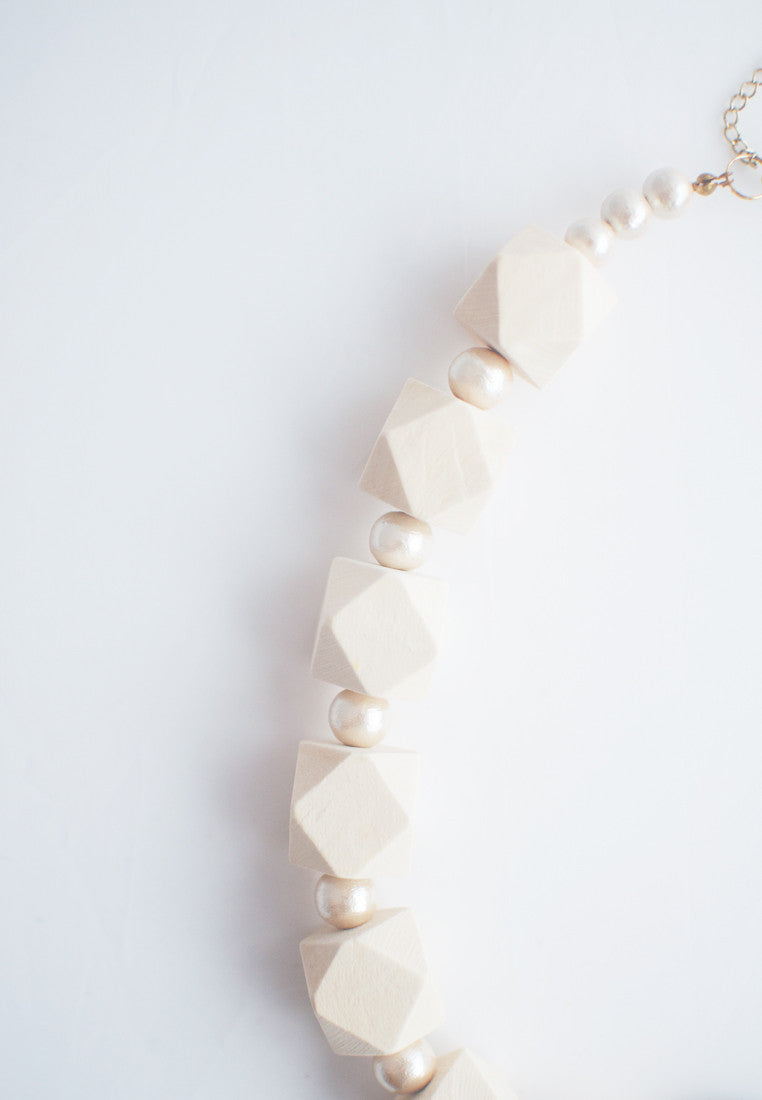 Black & White Necklace - sanwaitsai