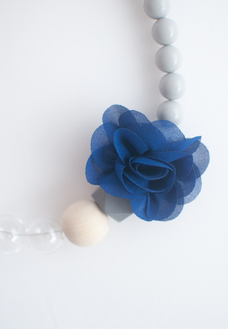 Blue Flower Glass Necklace - sanwaitsai