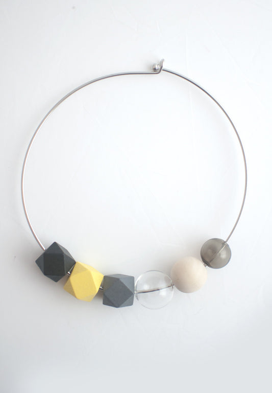 Yellow Black Collar - sanwaitsai