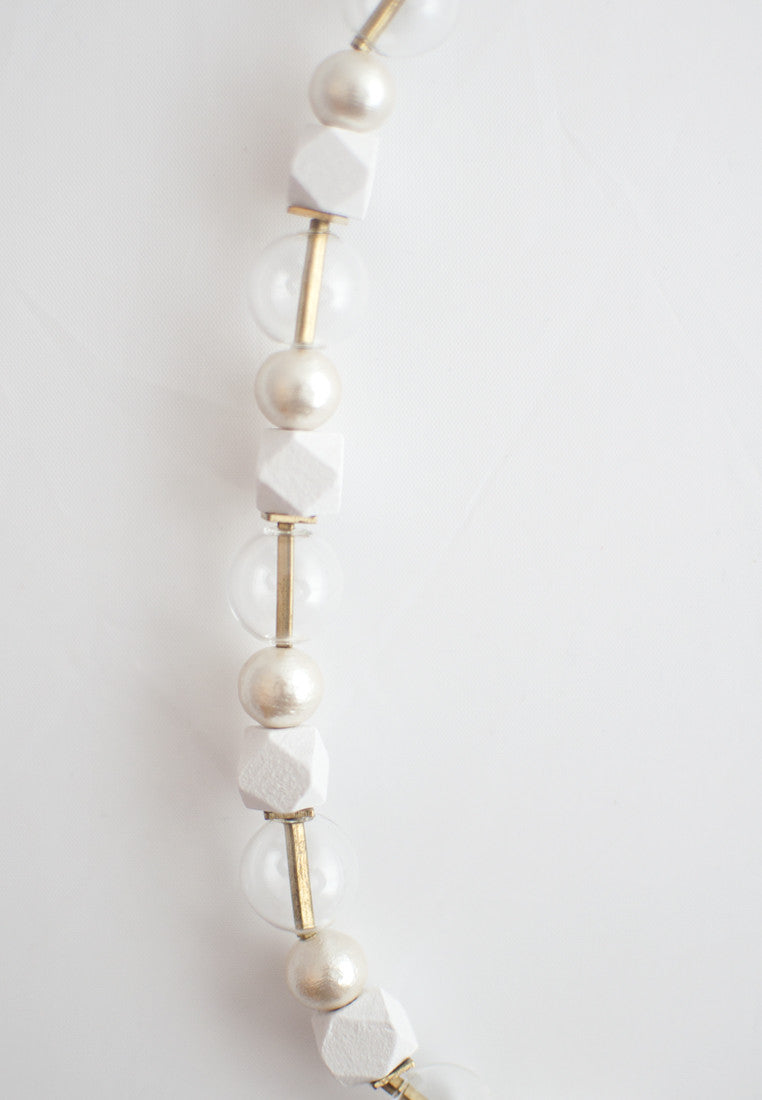 Cotton Pearls Glass Necklace - sanwaitsai