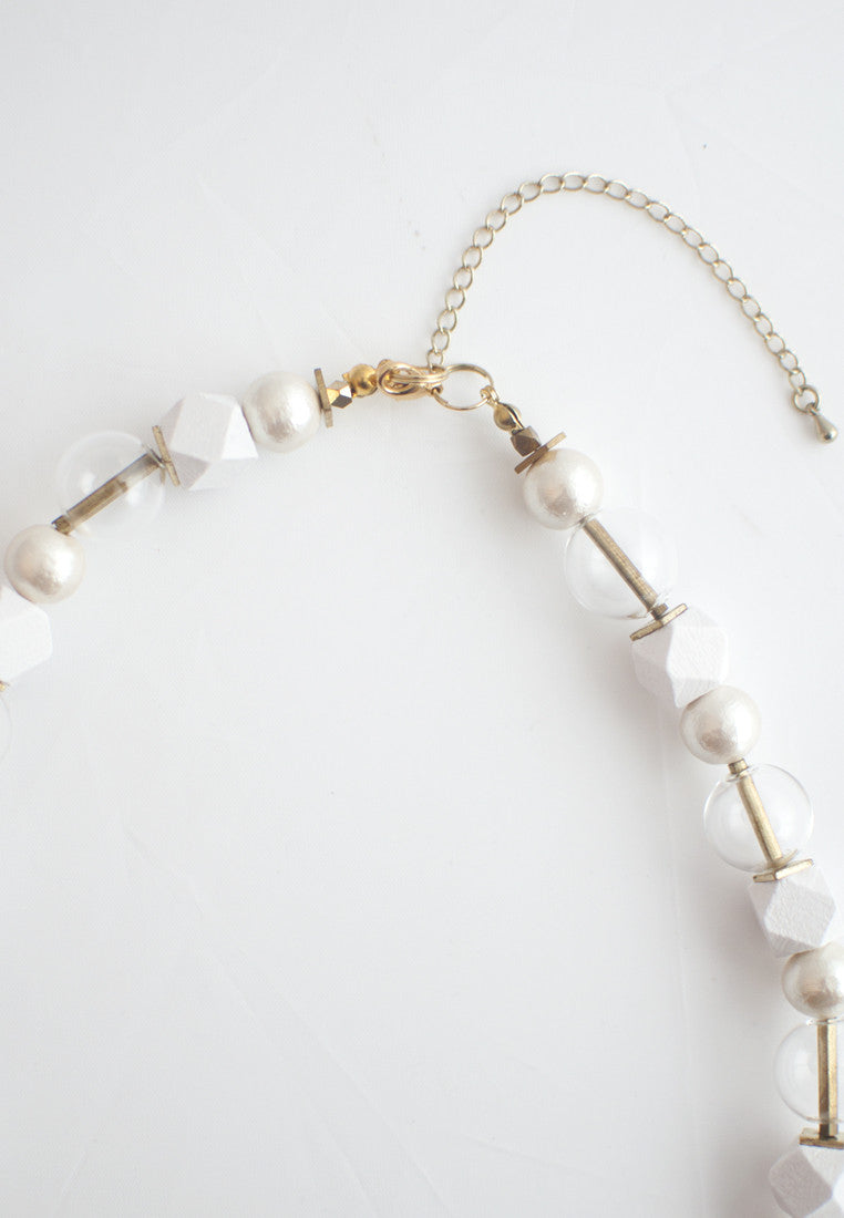 Cotton Pearls Glass Necklace - sanwaitsai