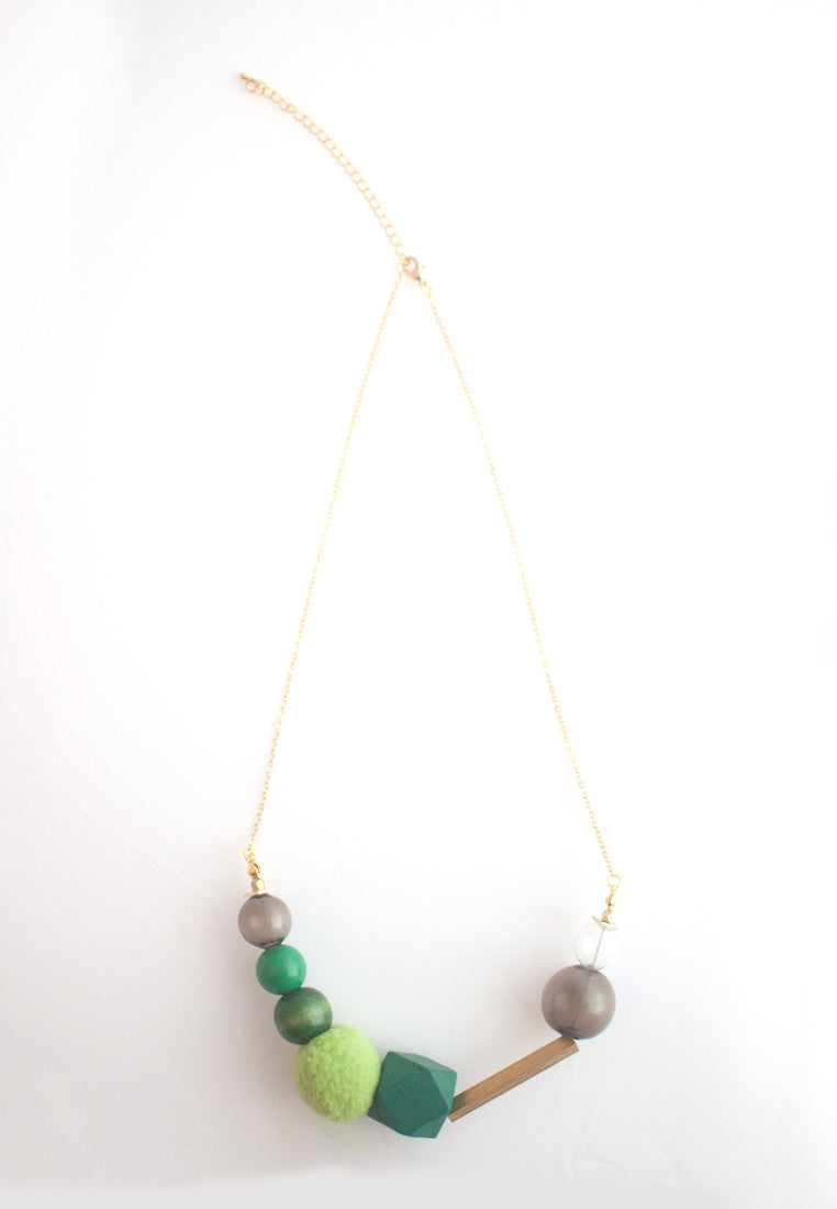 Green Glass Bead Necklace - sanwaitsai