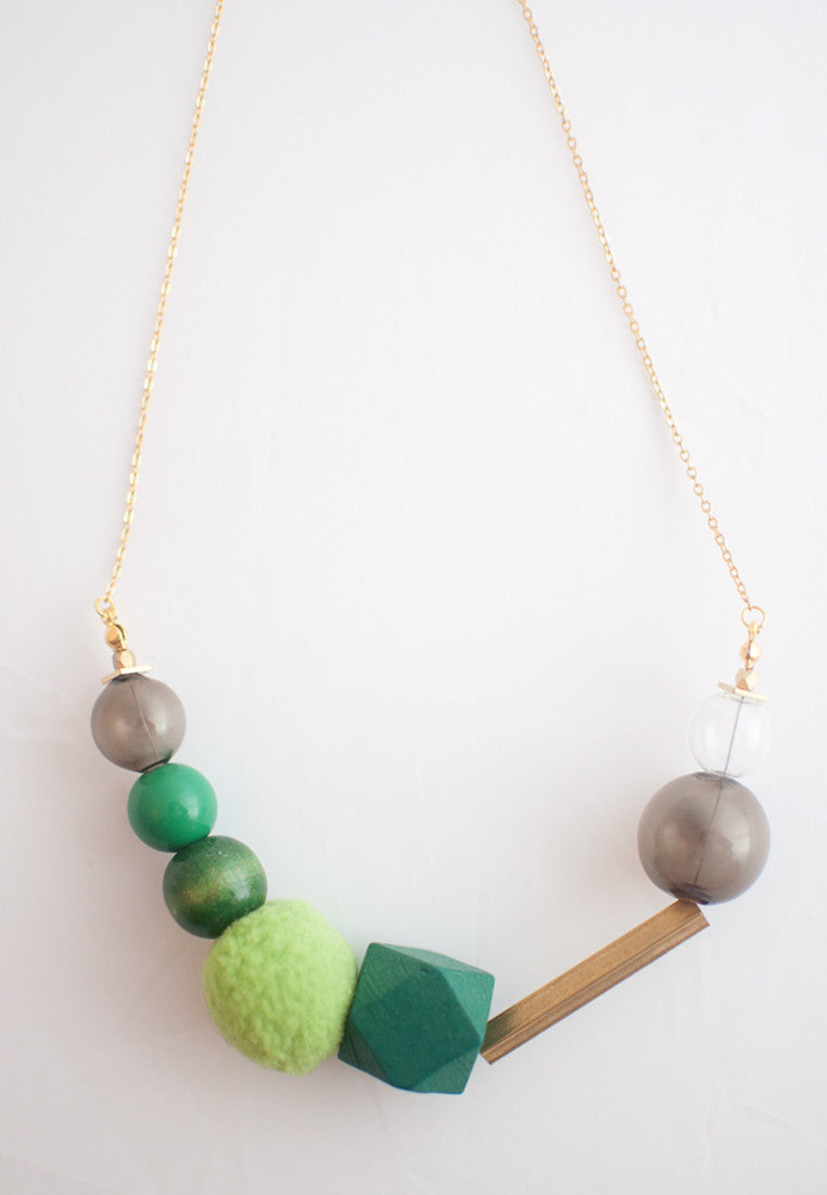 Green Glass Bead Necklace - sanwaitsai