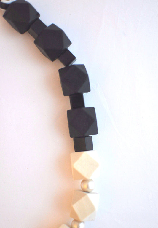 Black & White Wood Necklace - sanwaitsai - 2