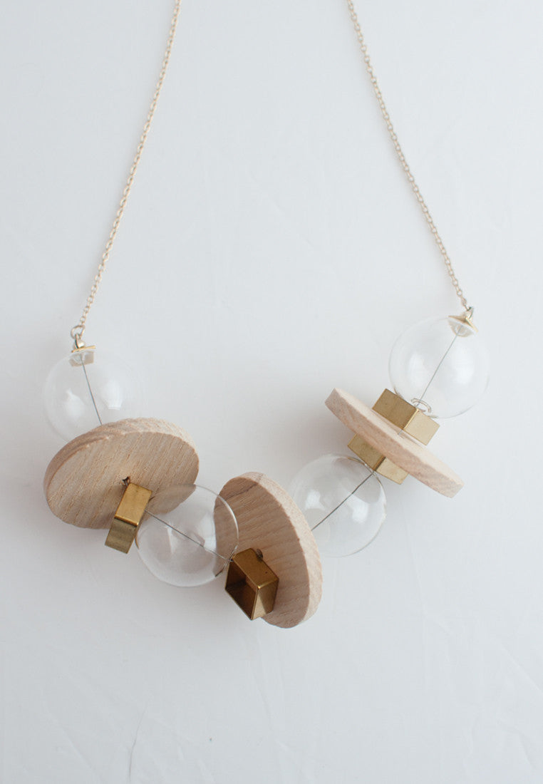 Round Wood Glass Metal Necklace - sanwaitsai - 3