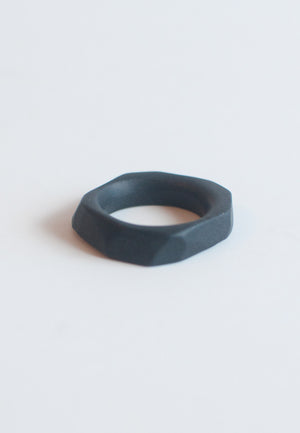 Black Clay Ring - sanwaitsai